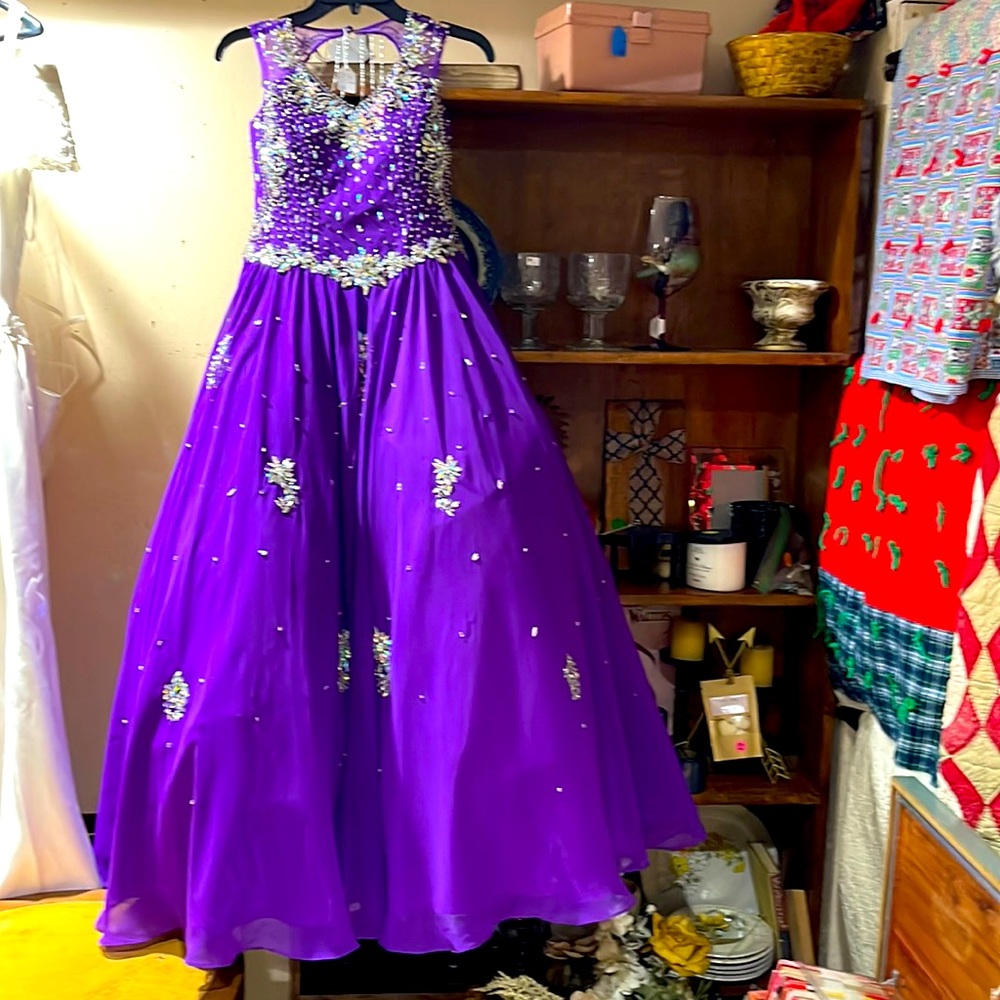 Size 12 teen  pageant purple dress